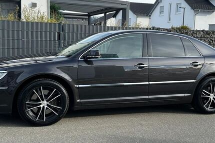 VW Phaeton 285.000 km 5.700 &euro; Tuttlingen 78532