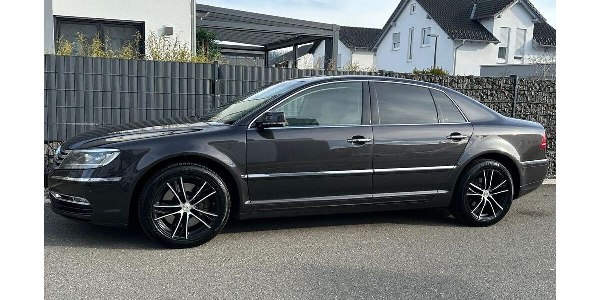VW Phaeton 285.000 km 5.700 &euro; Tuttlingen 78532