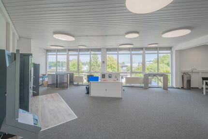 Gewerbeobjekt Villingen-Schwenningen Schwenningen - 3.934&euro; | Angebot:22404841