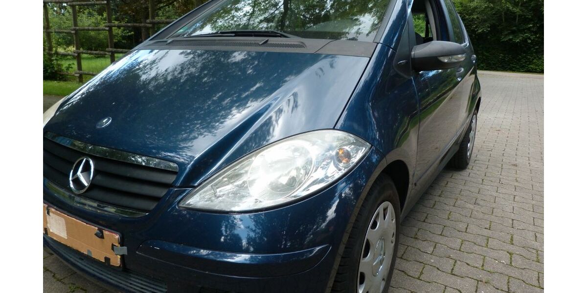 Mercedes-Benz A 150 176.493 km 2.700 &euro; Tuttlingen 78532