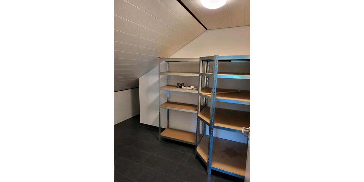 Dachgeschoßwohnung Gunningen - 4.5 Zimmer, 135 m&sup2;, 1.100&euro; | Angebot:26506972