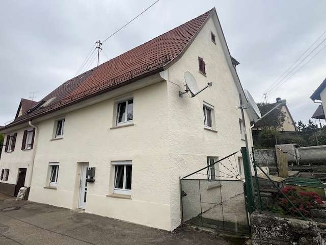 Einfamilienhaus Oberndorf am Neckar / Bochingen Bochingen - 5 Zimmer, 100 m&sup2;, 125.000&euro; | Angebot:23012873