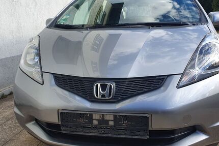 Honda Jazz 73.654 km 4.850 &euro; Zimmern-Stetten 78658