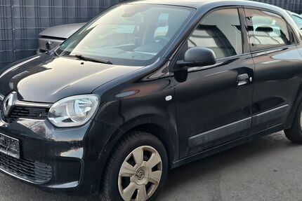 Renault Twingo 90.000 km 6.750 &euro; Aldingen 78554