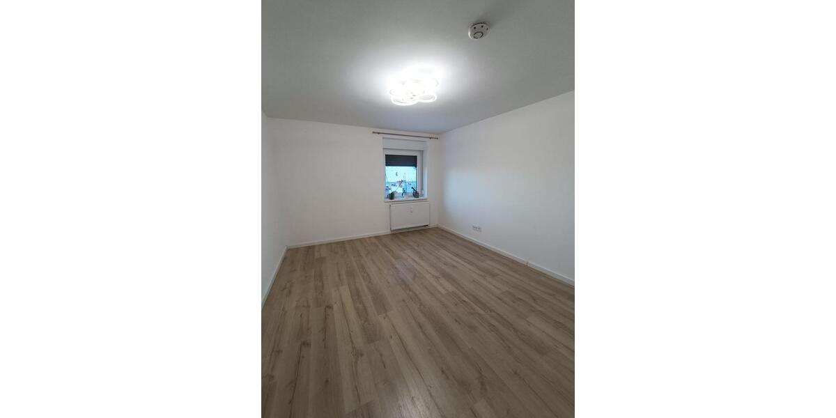 Etagenwohnung Sankt Georgen im Schwarzwald - 3 Zimmer, 75 m&sup2;, 720&euro; | Angebot:25783087