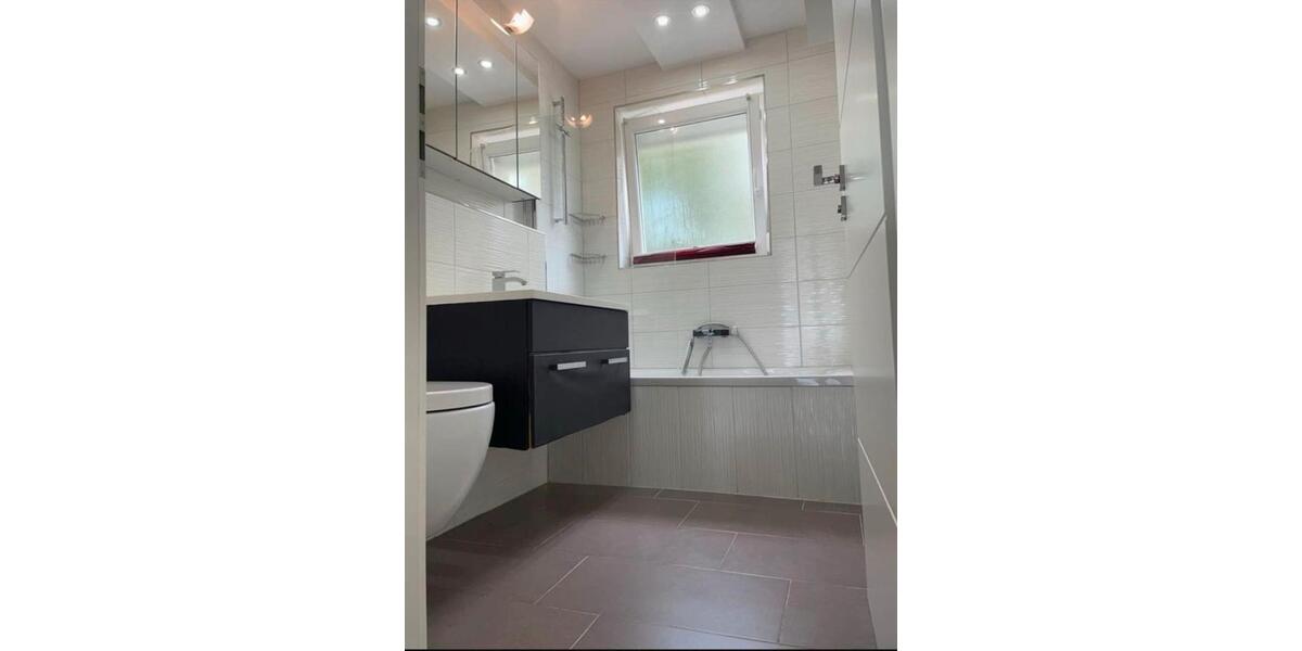 Erdgeschoßwohnung Tuttlingen - 3 Zimmer, 75 m&sup2;, 1.127&euro; | Angebot:25168063