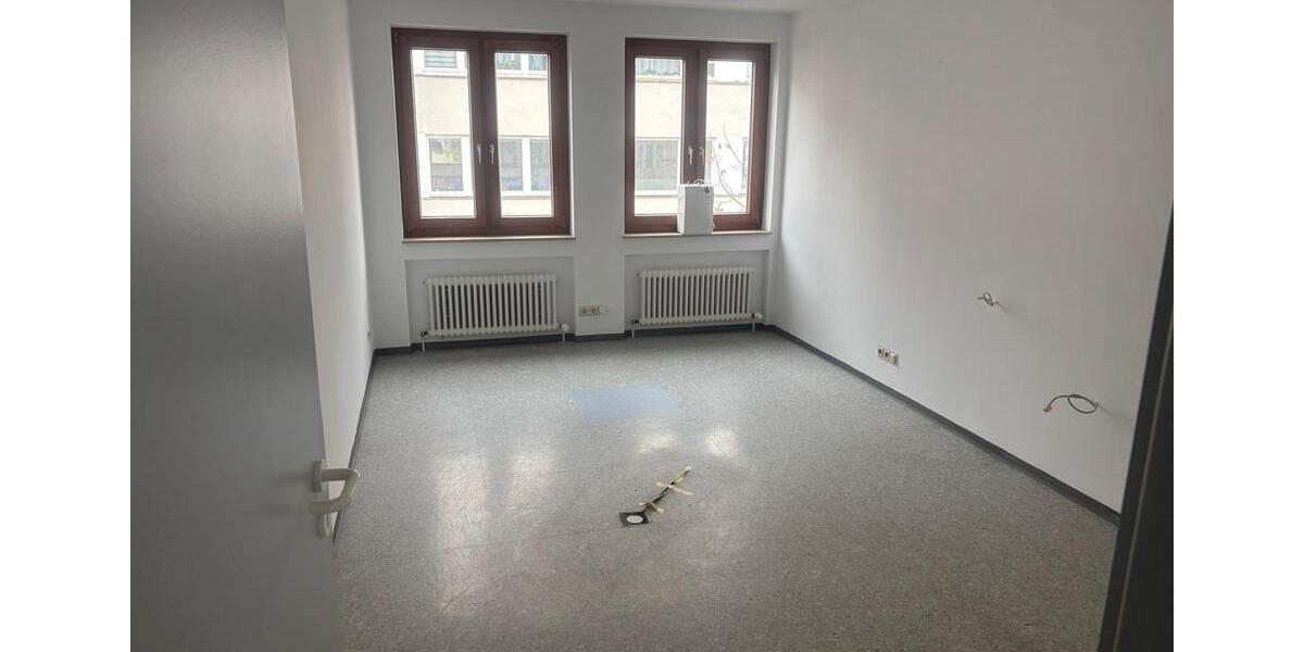 Gewerbeobjekt Villingen-Schwenningen Schwenningen - 1.750&euro; | Angebot:25064413