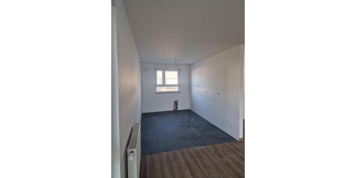 Reihenhaus Oberndorf am Neckar - 4 Zimmer, 132 m&sup2;, 1.500&euro; | Angebot:23555092