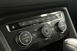VW Tiguan 1.5 TSI RLine ACC/NAVI/AHK/SHZ/LED/1.HAND 73.187 km 25.800 &euro; Villingen-Schwenningen 78054