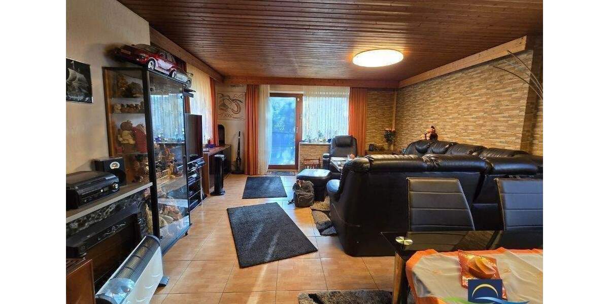 Mehrfamilienhaus, Wohnhaus Villingen-Schwenningen Villingen - 5 Zimmer, 166 m&sup2;, 299.000&euro; | Angebot:25670453