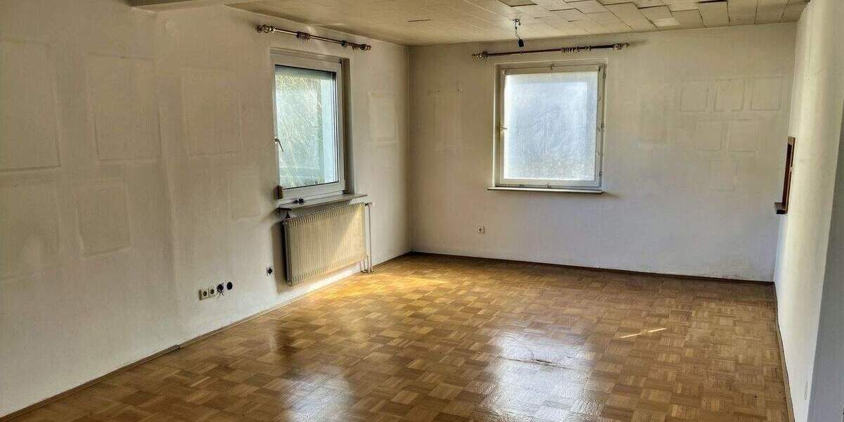 Einfamilienhaus Tuttlingen - 4 Zimmer, 137 m&sup2;, 350.000&euro; | Angebot:25670864