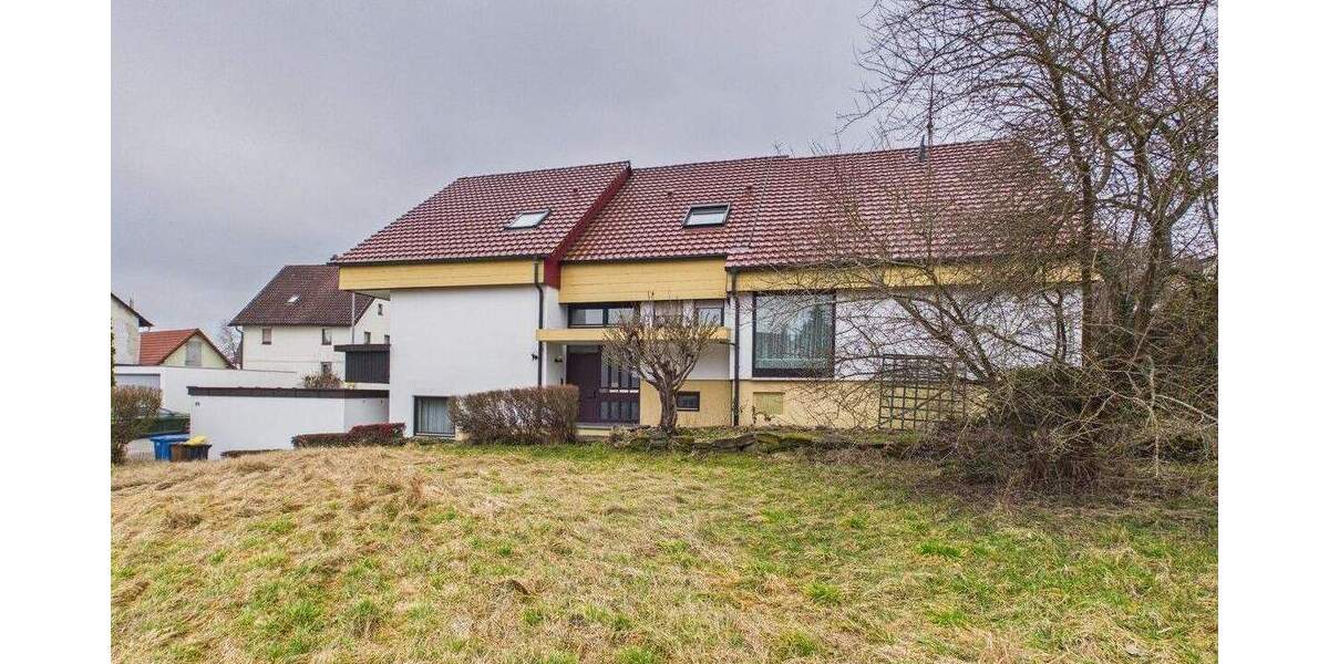 Etagenwohnung Rottweil / Hausen Hausen - 2 Zimmer, 68 m&sup2;, 215.000&euro; | Angebot:25742624