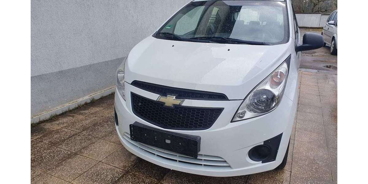 Chevrolet Spark 101.995 km 2.350 &euro; Zimmern 78658
