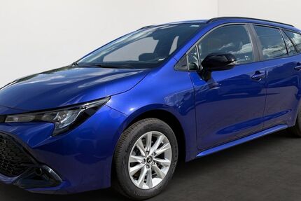 Toyota Corolla 15.870 km 28.990 &euro; Villingen-Schwenningen 78048