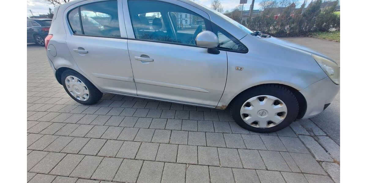 Opel Corsa 220.000 km 2.600 &euro; donaueschingen 78166