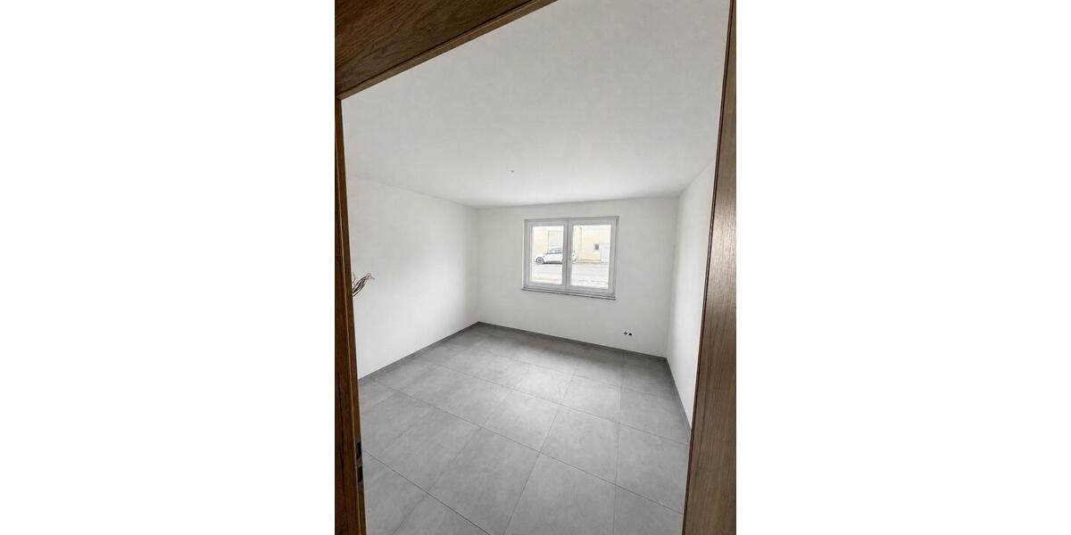 Etagenwohnung Dunningen - 4 Zimmer, 113 m&sup2;, 420.000&euro; | Angebot:27266566
