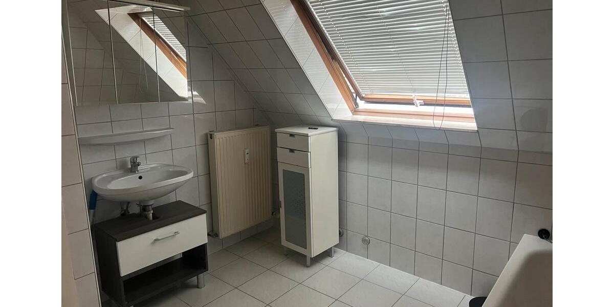 Dachgeschoßwohnung Villingen-Schwenningen Schwenningen - 2 Zimmer, 62 m&sup2;, 850&euro; | Angebot:25338562