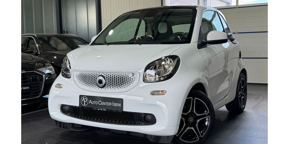 Smart ForTwo 71.514 km 8.480 &euro; Spaichingen 78549