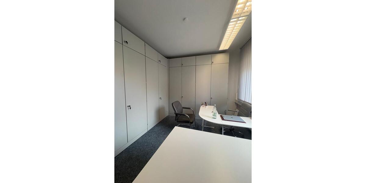 Gewerbeobjekt Villingen-Schwenningen Schwenningen - 250&euro; | Angebot:25371664