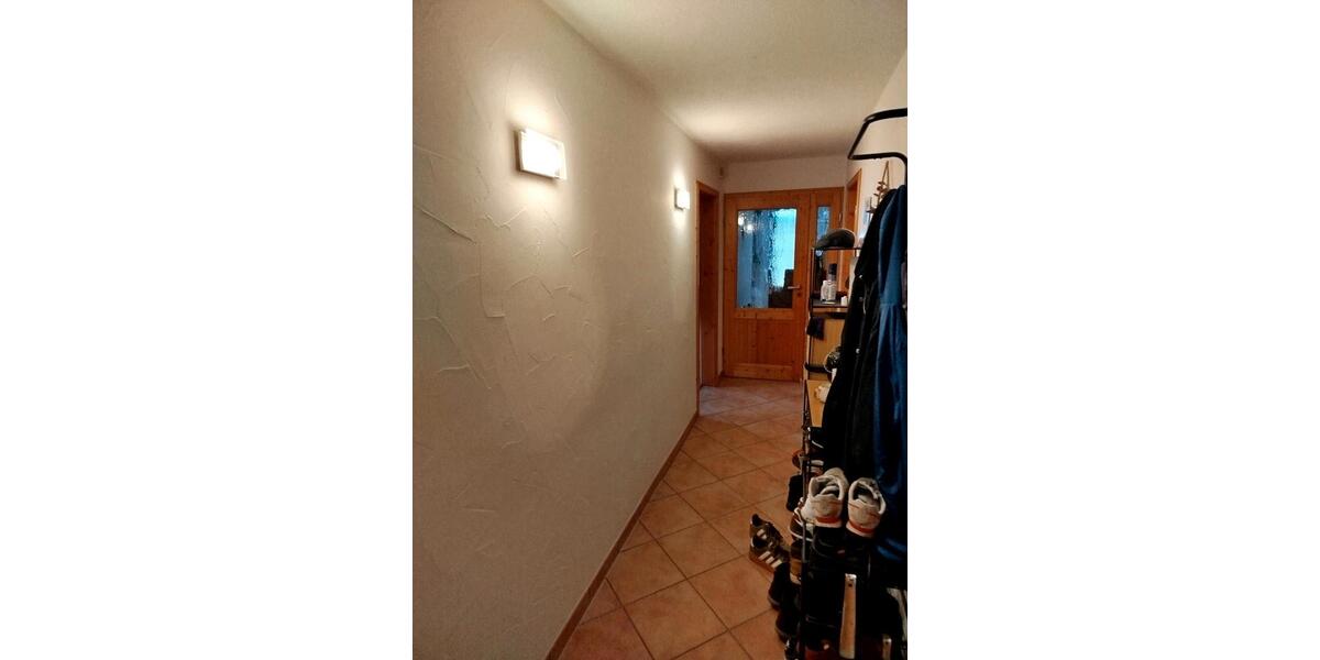 Erdgeschoßwohnung Triberg im Schwarzwald - 4 Zimmer, 107 m&sup2;, 210.000&euro; | Angebot:25886819