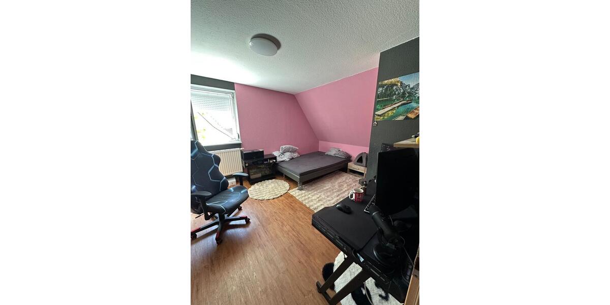 Dachgeschoßwohnung Schramberg - 4 Zimmer, 114 m&sup2;, 1.200&euro; | Angebot:26348686
