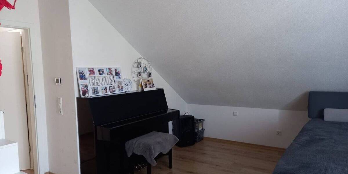 Einfamilienhaus Tuttlingen - 1 Zimmer, 215 m&sup2;, 699.500&euro; | Angebot:25736372