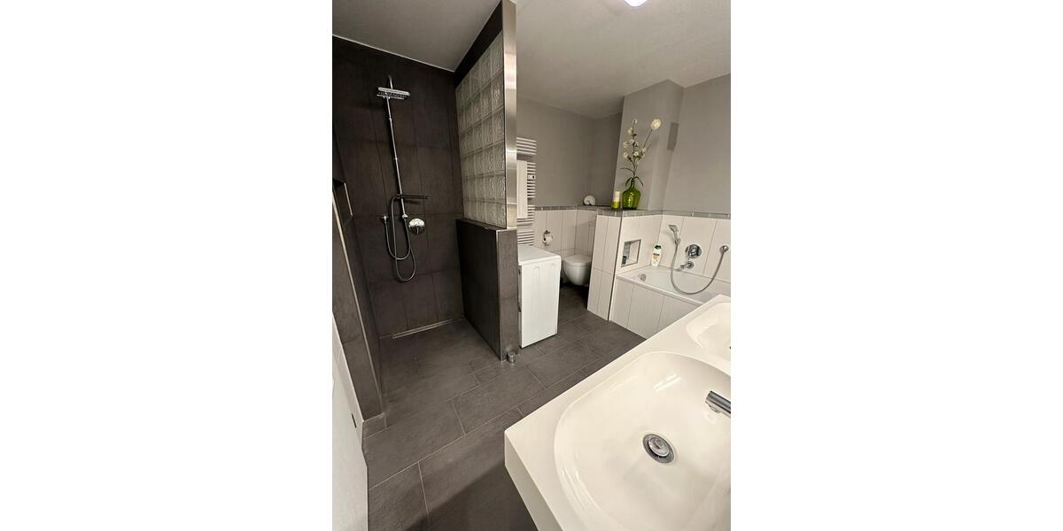 Etagenwohnung Villingen-Schwenningen Schwenningen - 2 Zimmer, 58 m&sup2;, 1.190&euro; | Angebot:25414400