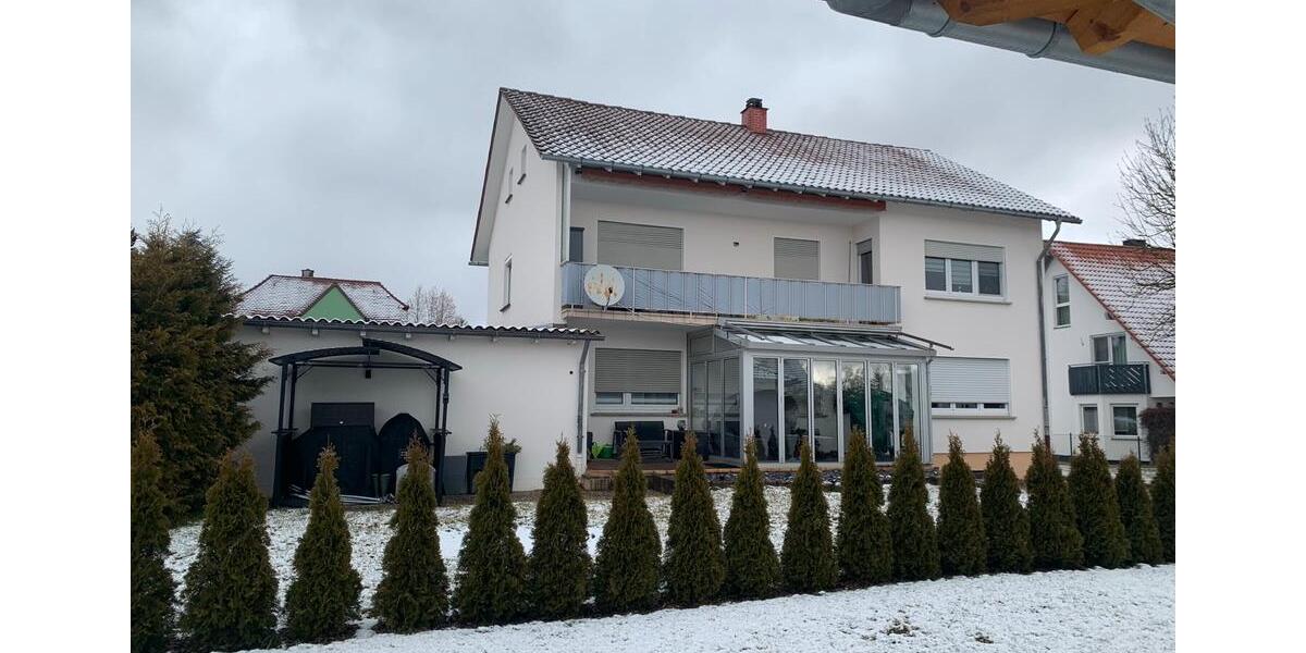 Mehrfamilienhaus, Wohnhaus Zimmern ob Rottweil - 12 Zimmer, 180 m&sup2;, 455.000&euro; | Angebot:25147845