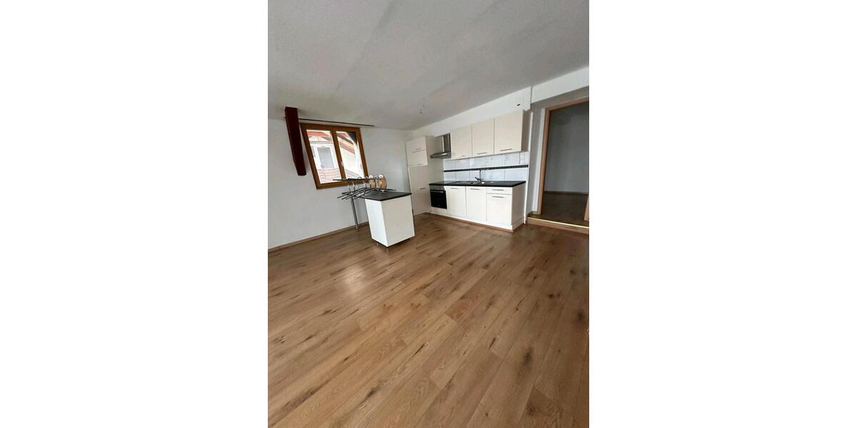 Etagenwohnung Blumberg - 3.5 Zimmer, 80 m&sup2;, 1.050&euro; | Angebot:24849083