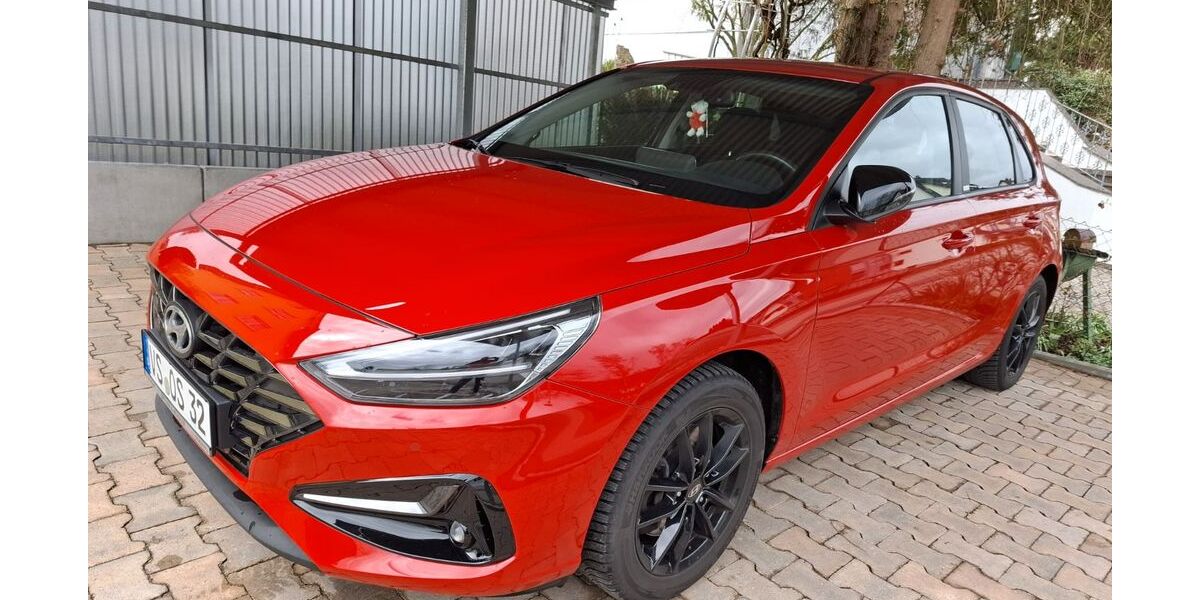 Hyundai i30 50.000 km 15.990 &euro; Niedereschach 78078