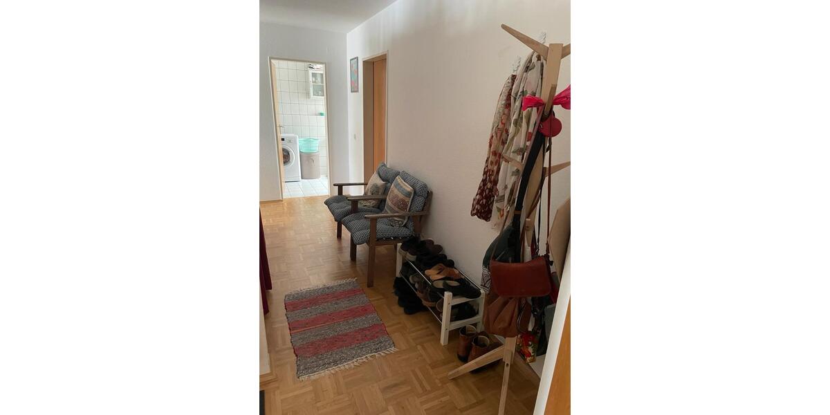 Dachgeschoßwohnung Blumberg - 2 Zimmer, 72 m&sup2;, 165.000&euro; | Angebot:26658319