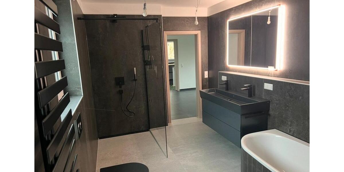 Einfamilienhaus Tuttlingen - 7 Zimmer, 260 m&sup2;, 999.999&euro; | Angebot:26777188