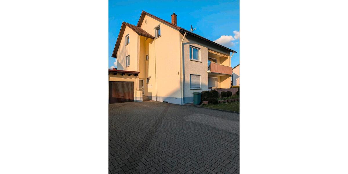 Dachgeschoßwohnung Villingen-Schwenningen Schwenningen - 3 Zimmer, 59 m&sup2;, 660&euro; | Angebot:26012933