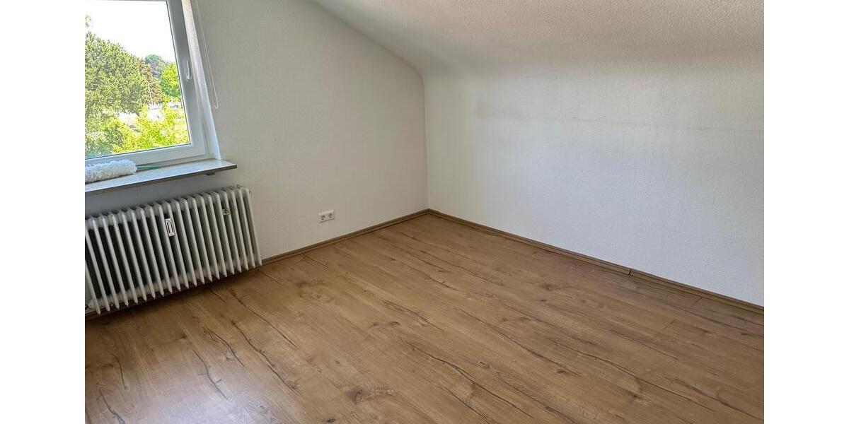 Etagenwohnung Villingen-Schwenningen Schwenningen - 3 Zimmer, 75 m&sup2;, 900&euro; | Angebot:25311175
