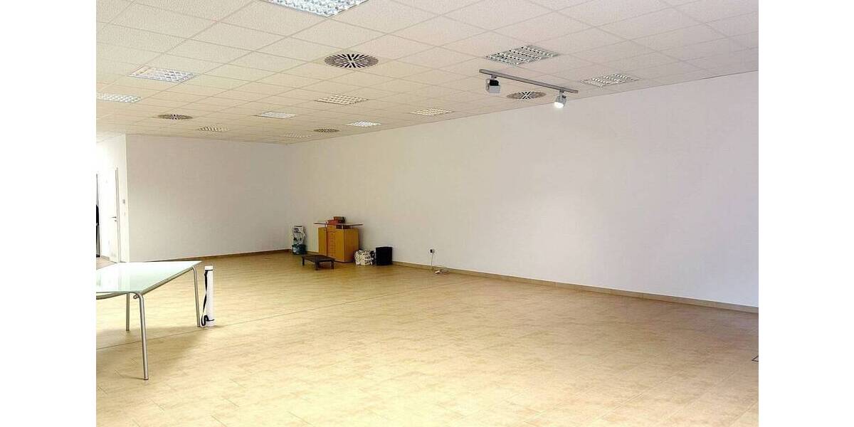 Gewerbeobjekt Hornberg Stadtgebiet - 850&euro; | Angebot:25701421