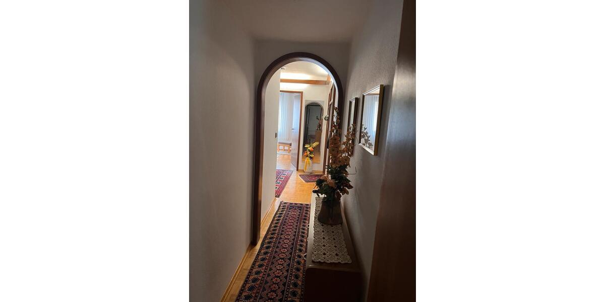 Etagenwohnung Hornberg - 3 Zimmer, 82 m&sup2;, 900&euro; | Angebot:25842296