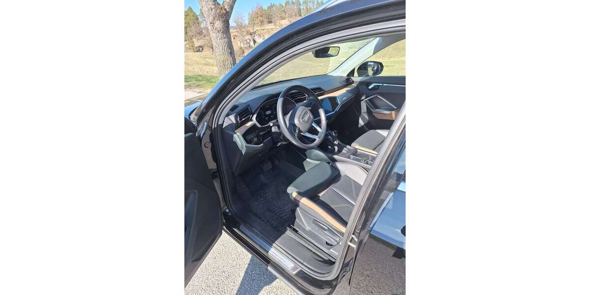 Audi Q3 41.800 km 27.100 &euro; Tuttlingen, Stadt 78532