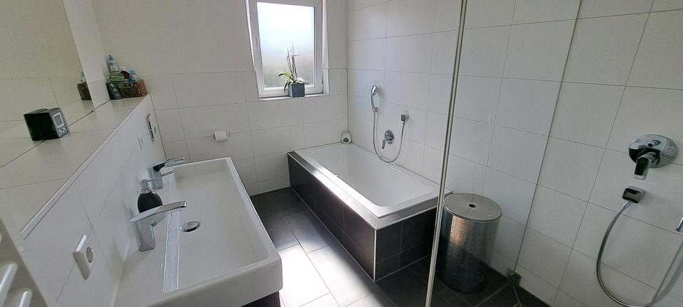 Etagenwohnung Trossingen - 4.5 Zimmer, 117 m&sup2;, 395.000&euro; | Angebot:26957421