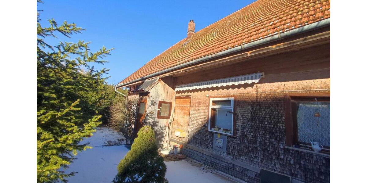 Bauernhaus, Landhaus Sankt Georgen im Schwarzwald - 10 Zimmer, 160 m&sup2;, 230.000&euro; | Angebot:26680338