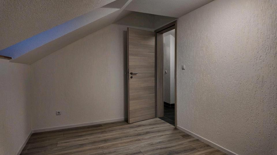 Dachgeschoßwohnung Tuttlingen - 2 Zimmer, 50 m&sup2;, 600&euro; | Angebot:25312636