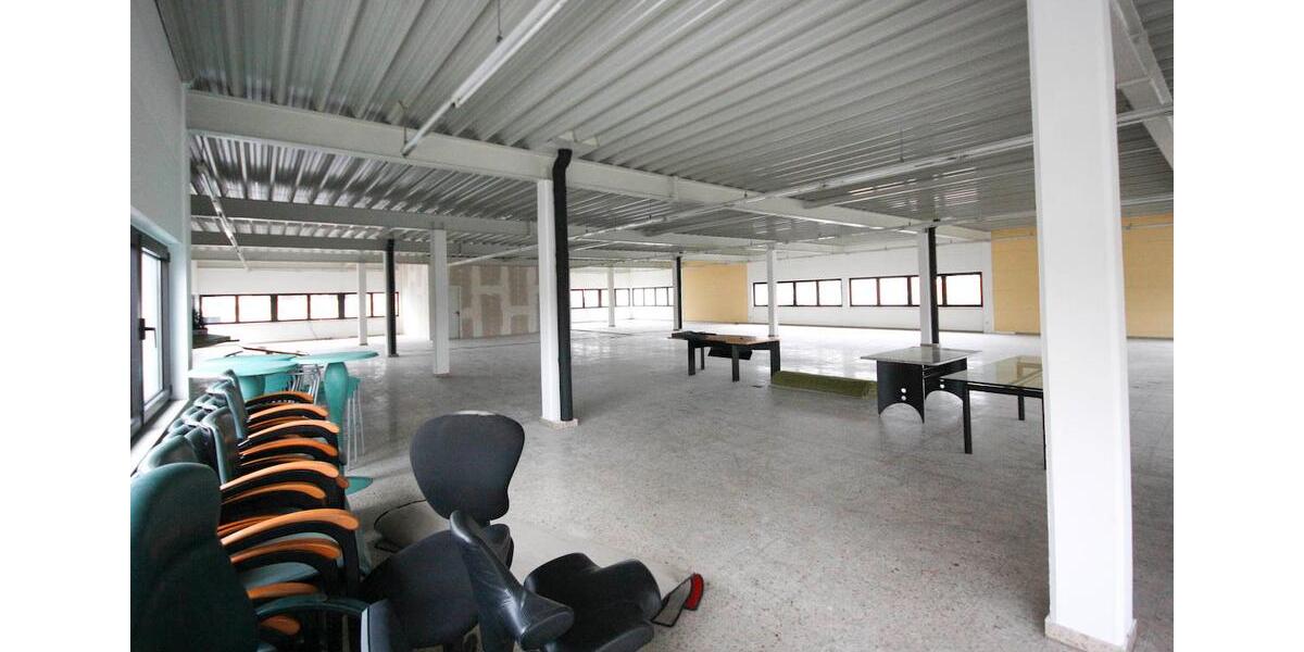 Gewerbeobjekt Villingen-Schwenningen Schwenningen - 333&euro; | Angebot:9537656