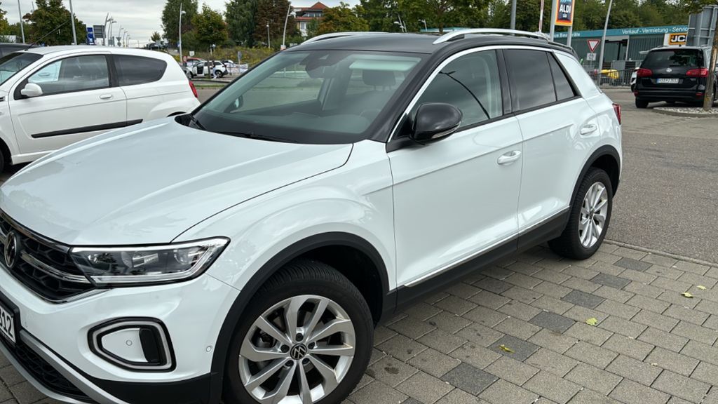 VW T-Roc 32.600 km 19.200 &euro; Villingen 78048