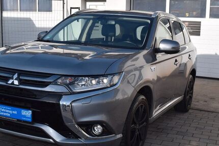 Mitsubishi Plug-in Hybrid Outlander 58.000 km 15.650 &euro; Trossingen 78647