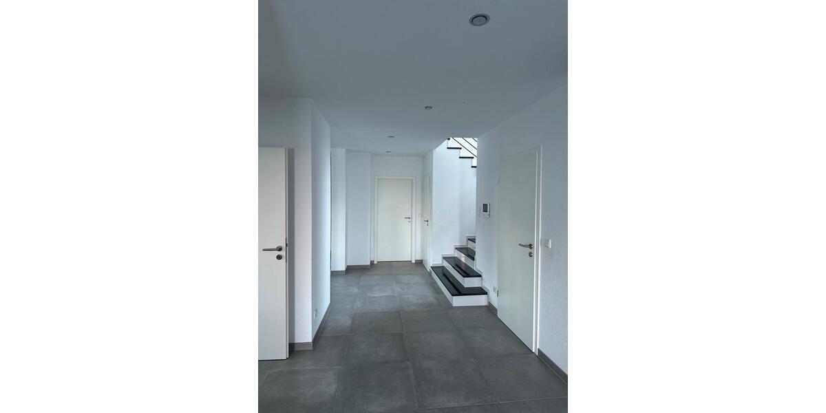 Einfamilienhaus Trossingen - 6 Zimmer, 180 m&sup2;, 775.000&euro; | Angebot:24241048