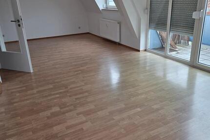 Wohnung Tuttlingen - 3 Zimmer, 94 m&sup2;, 780&euro; | Angebot:25873601