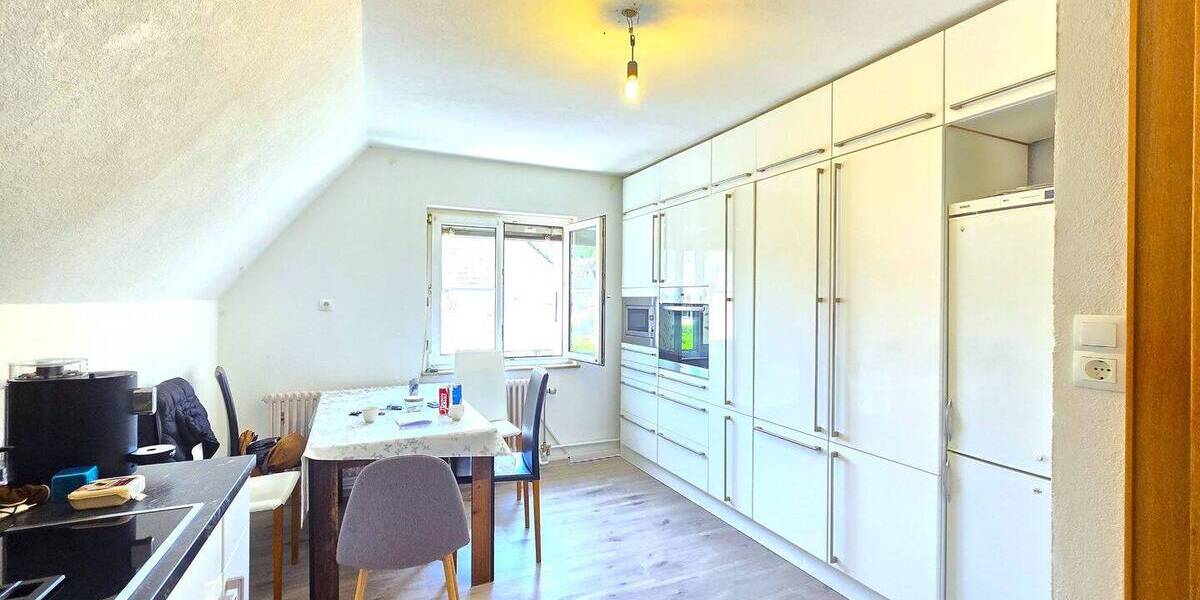 Etagenwohnung Titisee-Neustadt Neustadt - 5 Zimmer, 80 m&sup2;, 225.000&euro; | Angebot:25775123