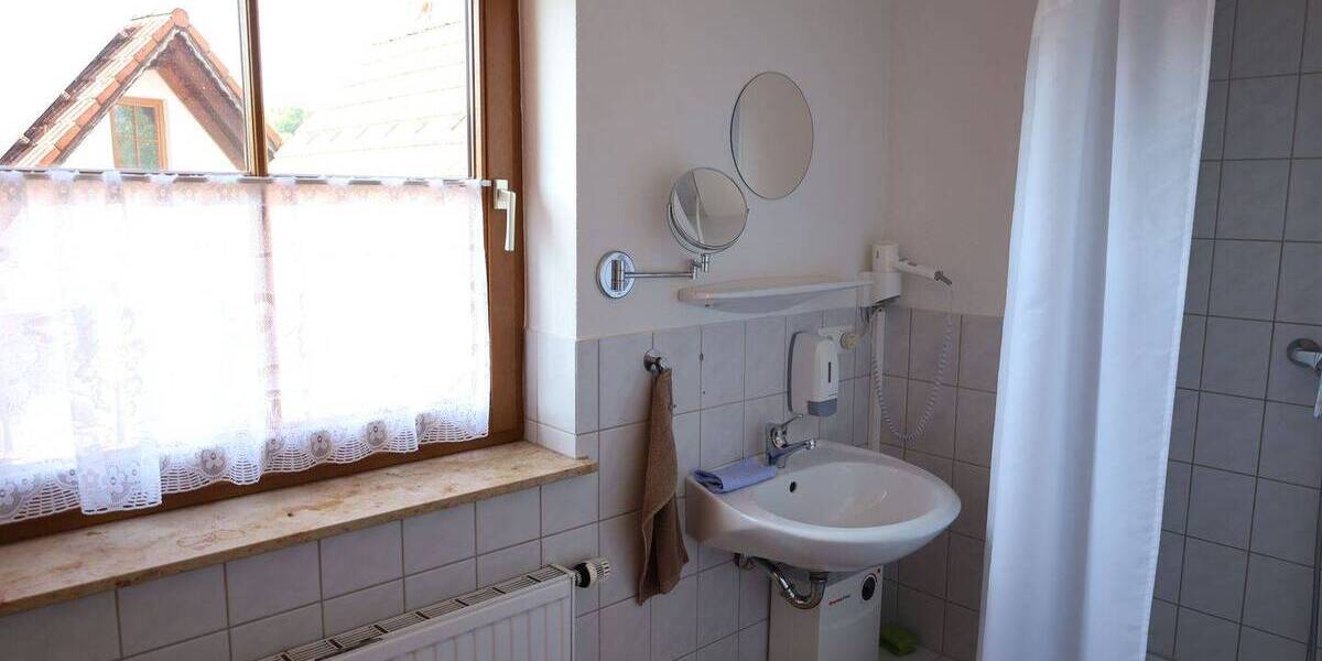 Etagenwohnung Zimmern - 5 Zimmer, 160 m&sup2;, 289.000&euro; | Angebot:25912990