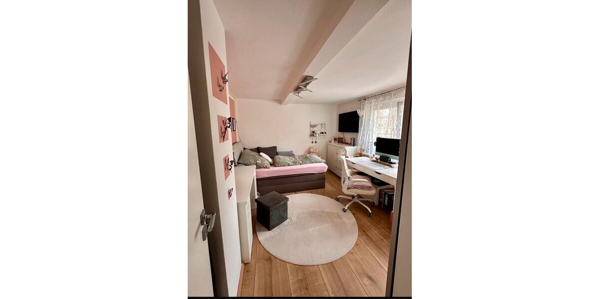 Einfamilienhaus Villingen-Schwenningen Schwenningen - 6 Zimmer, 240 m&sup2;, 395.000&euro; | Angebot:25637086