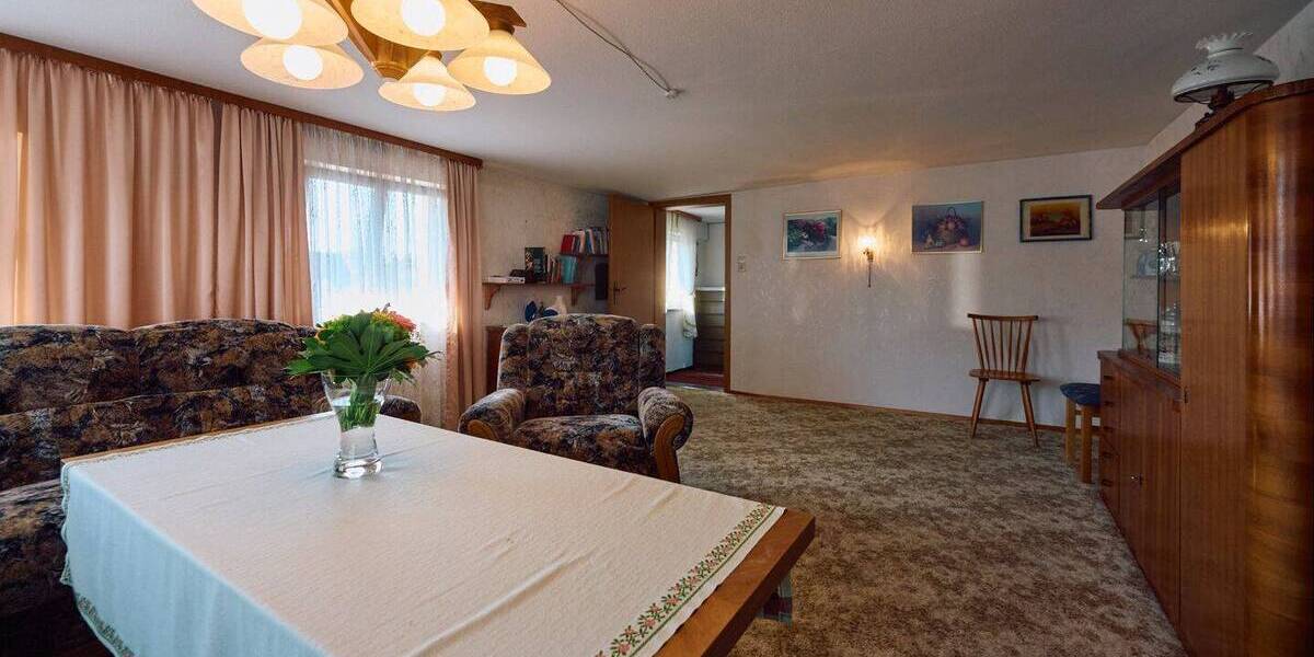 Einfamilienhaus Deißlingen - 5 Zimmer, 135 m&sup2;, 148.500&euro; | Angebot:26015843