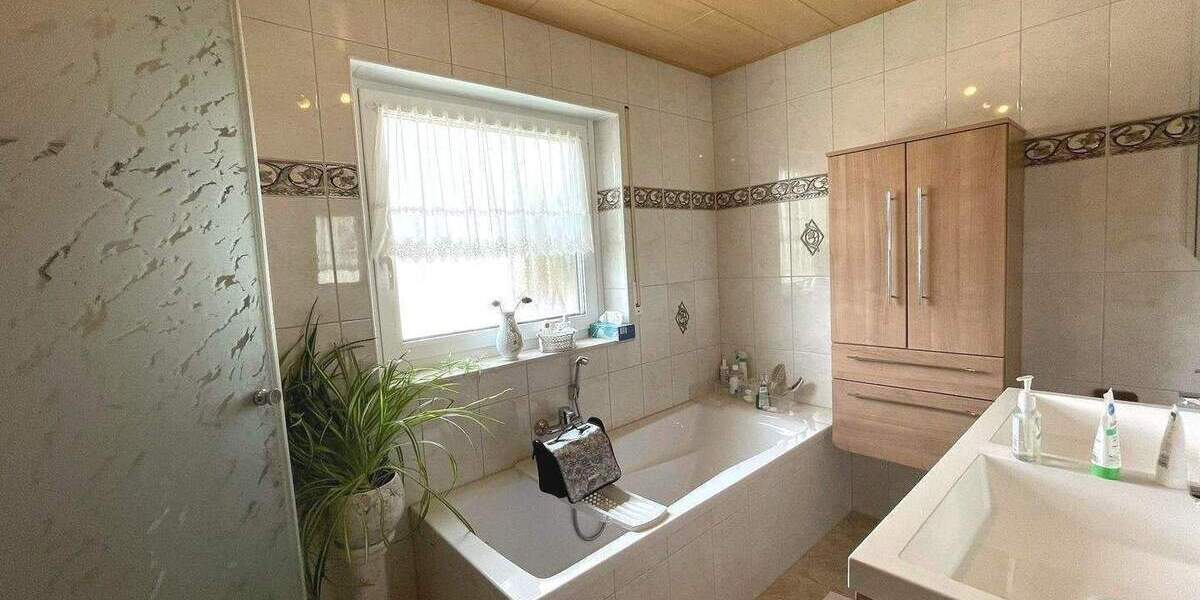 Etagenwohnung Rietheim-Weilheim Rietheim - 4 Zimmer, 107 m&sup2;, 230.000&euro; | Angebot:26015643